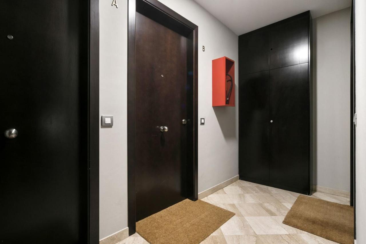 Fisa Rentals Gran Via Apartments Barcelona Kültér fotó